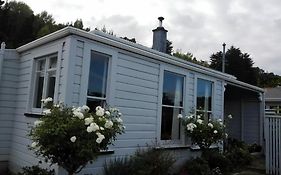 Villa On Milton